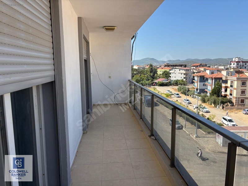 Menderes Cüneytbey'de Satılık 3+1 Daire, 128m², 3 Cepheli — fotoğraf 26