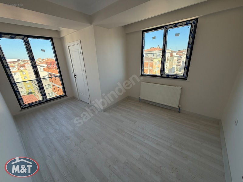 Güngören'de Sıfır Binada 3+1 4. Katta Köşe Başı Satılık Daire — fotoğraf 9
