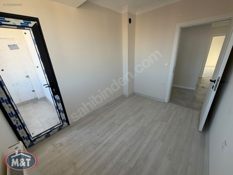 Güngören'de Sıfır Binada 3+1 4. Katta Köşe Başı Satılık Daire — fotoğraf 23