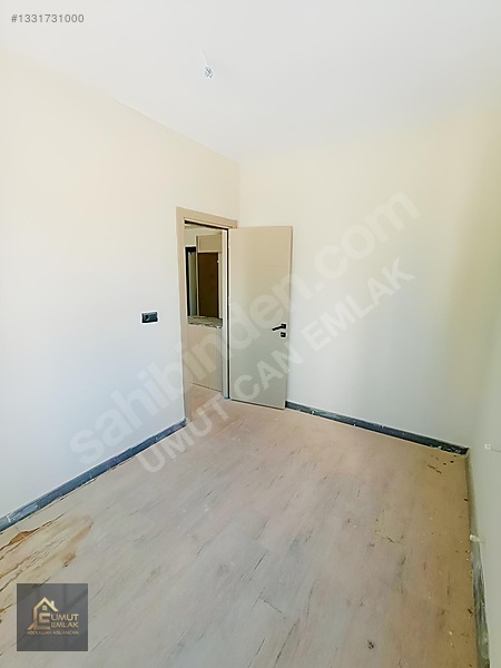 Ana Cadde Üzerinde Geniş Oturumlu Yatay Mimari 1+1 Daire — fotoğraf 5