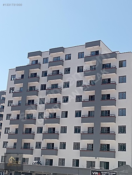 Ana Cadde Üzerinde Geniş Oturumlu Yatay Mimari 1+1 Daire — fotoğraf 7