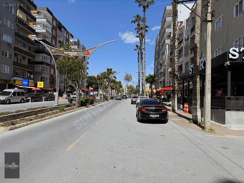 Ortam Emlak'tan Kiralık Çarşı Merkezde Eşyalı 3+1 Daire — fotoğraf 5