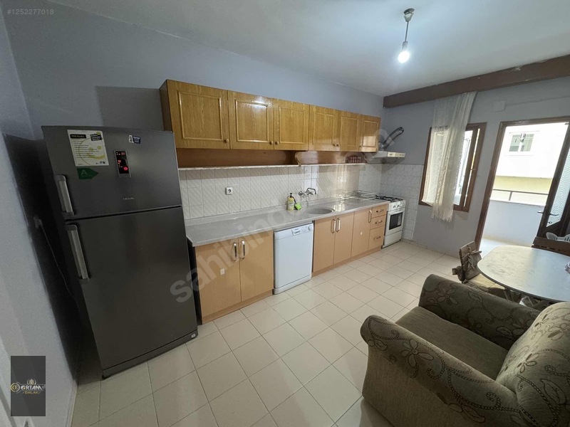 Ortam Emlak'tan Kiralık Çarşı Merkezde Eşyalı 3+1 Daire — fotoğraf 10