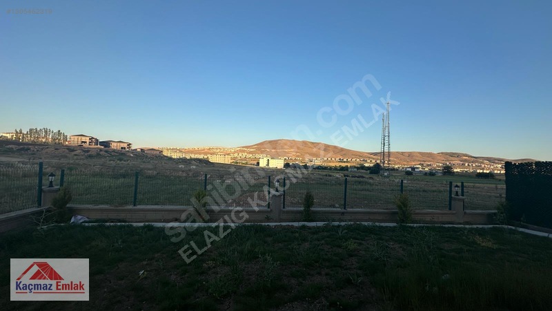 Kaçmaz Emlak'tan Hilalkent'te Satılık Fırsat Lüks Villa ! — fotoğraf 6