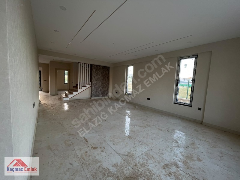 Kaçmaz Emlak'tan Hilalkent'te Satılık Fırsat Lüks Villa ! — fotoğraf 8