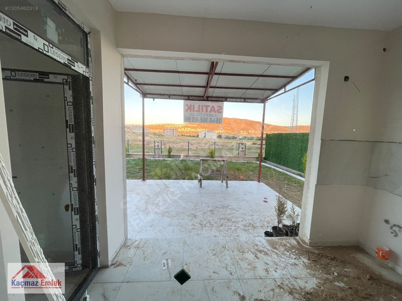 Kaçmaz Emlak'tan Hilalkent'te Satılık Fırsat Lüks Villa ! — fotoğraf 14