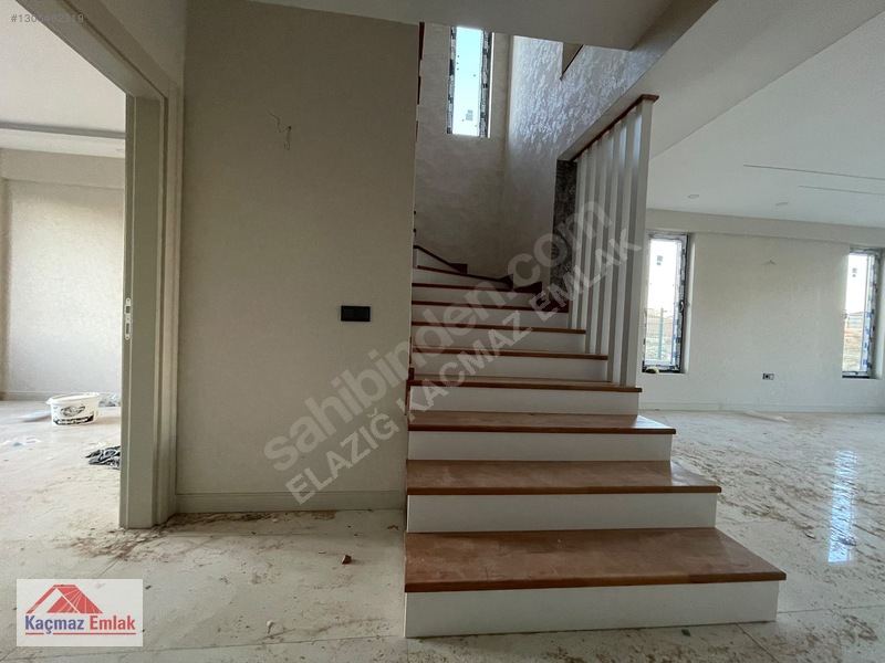 Kaçmaz Emlak'tan Hilalkent'te Satılık Fırsat Lüks Villa ! — fotoğraf 36