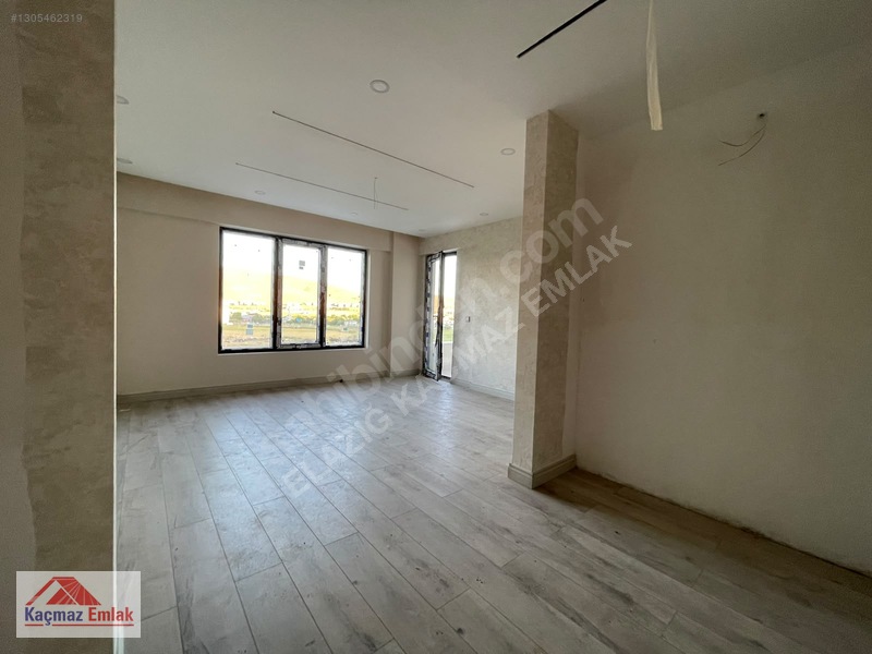 Kaçmaz Emlak'tan Hilalkent'te Satılık Fırsat Lüks Villa ! — fotoğraf 56