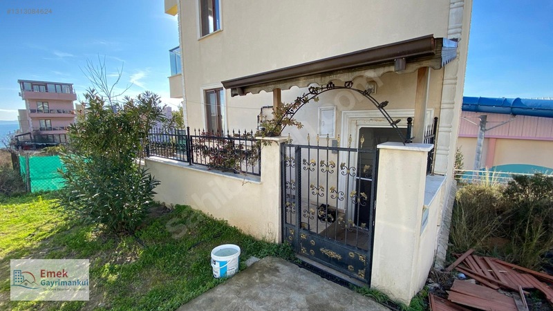 Emekgayrimenkul Den..satılık Villa Ve Arsası... 18.000.000 ₺ — fotoğraf 2
