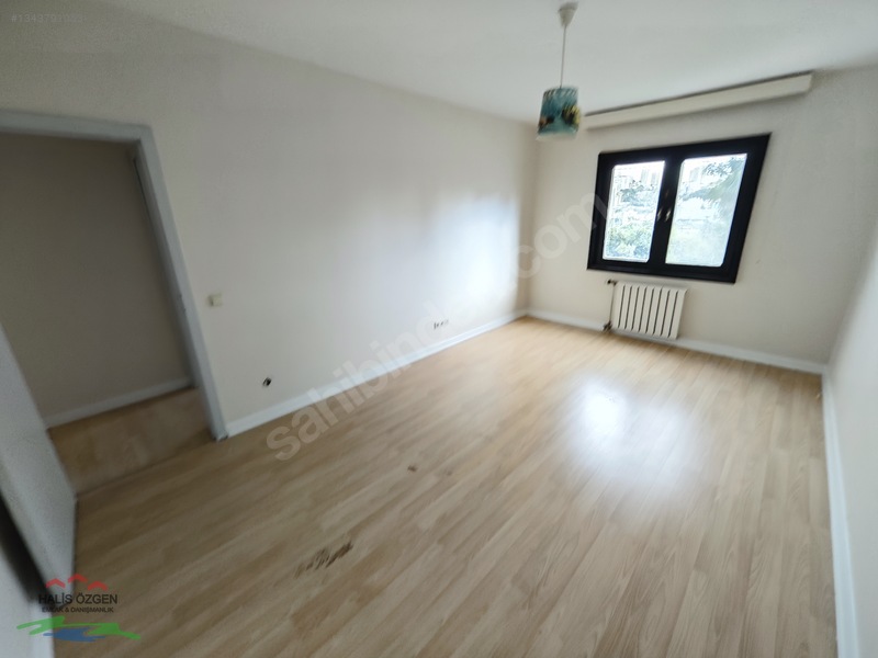 Bahçeşehir Merkezde Bakımlı B Tipi 3+1 Kiralık Daire — fotoğraf 14