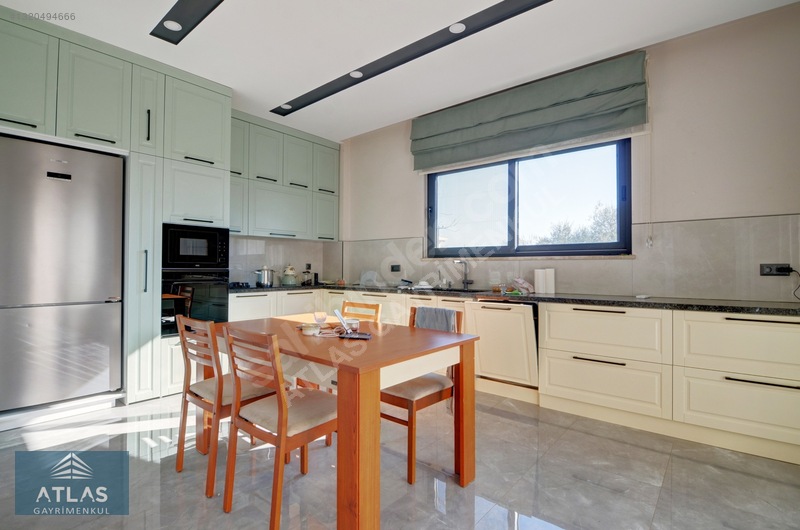 Döşemealtı Bahçeyaka'da Atatürk Cad. 100 Mt Yakınında 4+1 Villa — fotoğraf 8