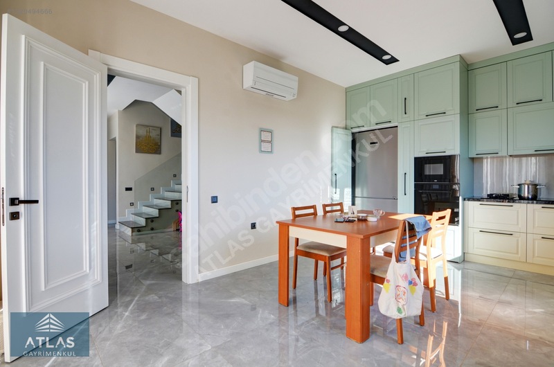Döşemealtı Bahçeyaka'da Atatürk Cad. 100 Mt Yakınında 4+1 Villa — fotoğraf 9