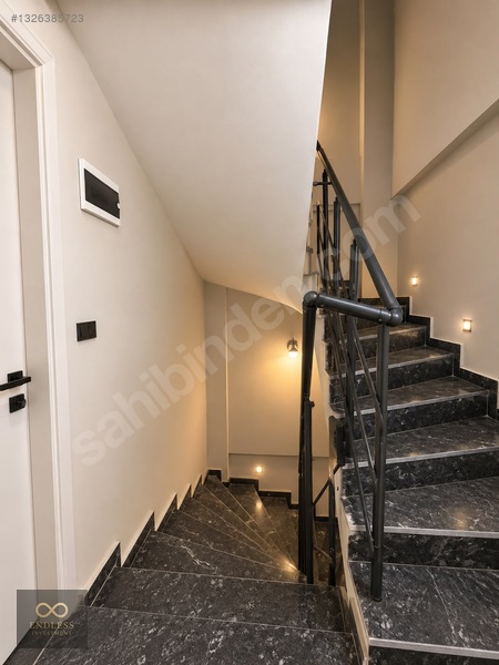 Merkezi Konum Da Müstakil Tripleks Villa 3+1 Teraslı Ve Bahçeli! — fotoğraf 5