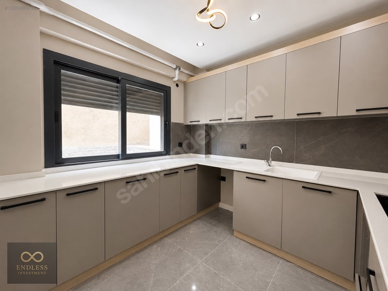 Merkezi Konum Da Müstakil Tripleks Villa 3+1 Teraslı Ve Bahçeli! — fotoğraf 8