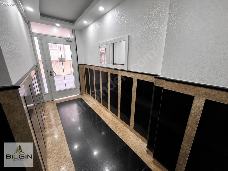 Bilgin Emlak'tan Emaar Avm'ye 10 Dk Mesafe 1+0 Eşyalı 28m Daire — fotoğraf 2