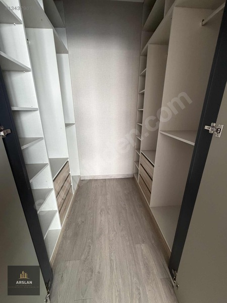 Arslan Emlaktan Sıfır Kullanılmamaış Vadi Öveçlerde Süper Lüks — fotoğraf 10