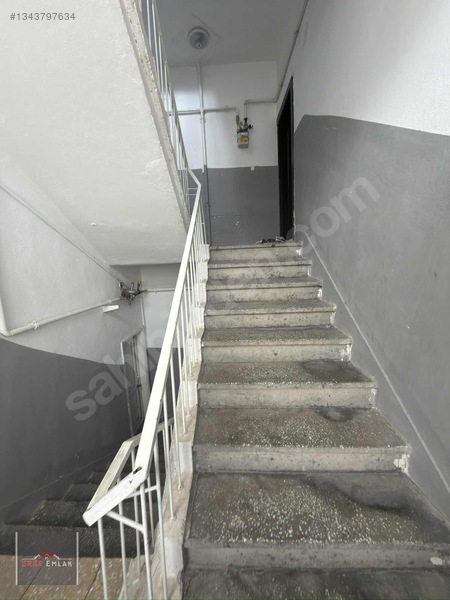 Ersa Emlaktan Esentepe Mah'de Satılık 3+1 Daire — fotoğraf 3