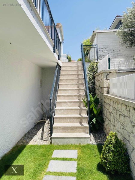 Alaçatı Sakızlar | 350 M² Havuzlu Lüks Villa | Müştemilatlı — fotoğraf 5
