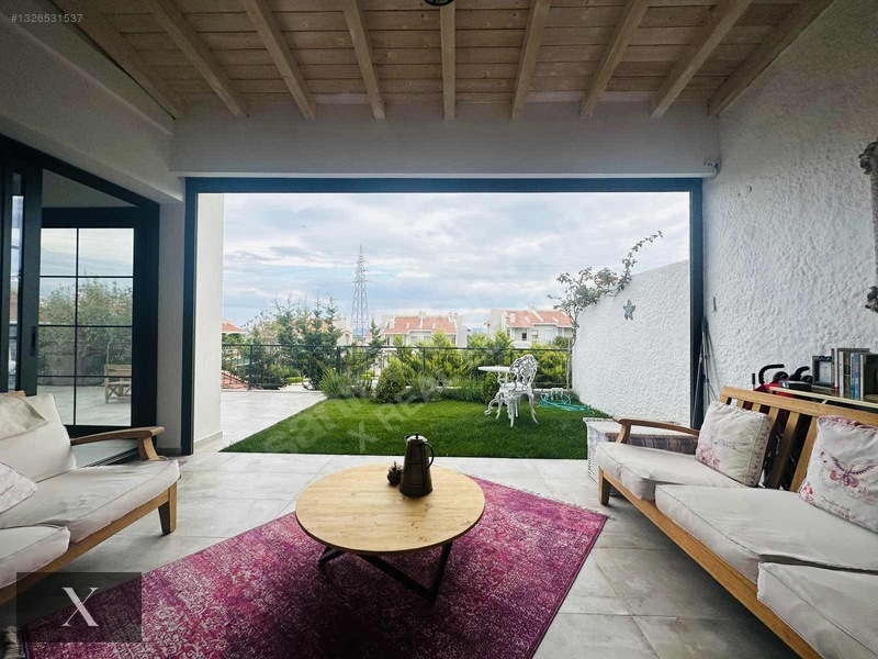 Alaçatı Sakızlar | 350 M² Havuzlu Lüks Villa | Müştemilatlı — fotoğraf 13
