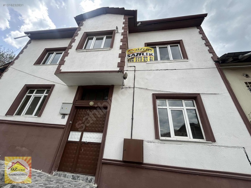 Özevimden Çarşı Merkezinde İki Katlı Doğalgazlı Müstakil Ev — fotoğraf 2
