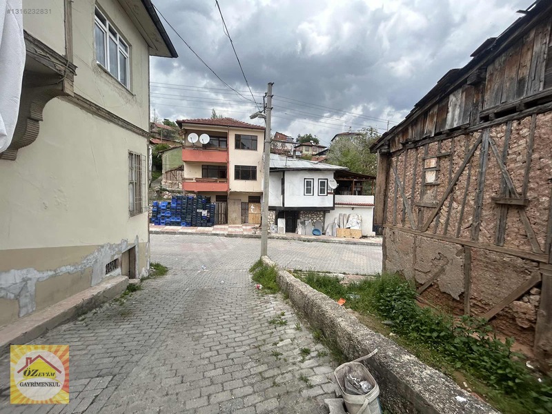 Özevimden Çarşı Merkezinde İki Katlı Doğalgazlı Müstakil Ev — fotoğraf 3