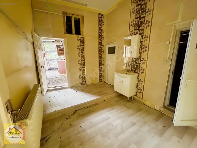 Özevimden Çarşı Merkezinde İki Katlı Doğalgazlı Müstakil Ev — fotoğraf 6