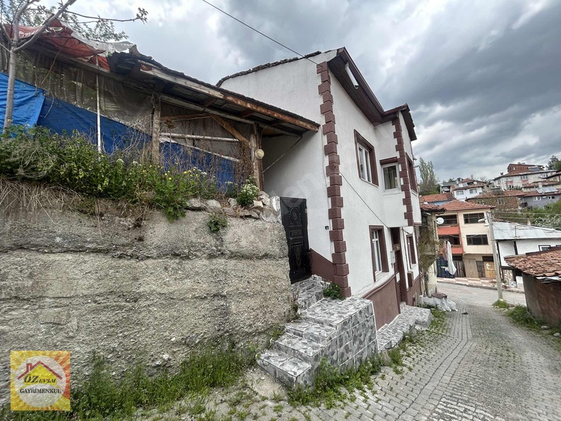 Özevimden Çarşı Merkezinde İki Katlı Doğalgazlı Müstakil Ev — fotoğraf 32