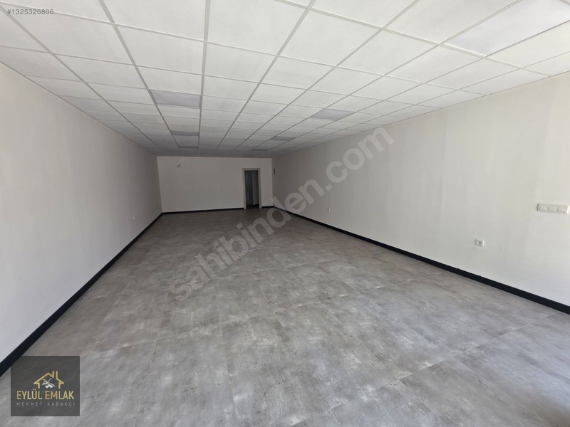 Mumcular Merkezde 100 M2 Kiralık Dükkan — fotoğraf 2