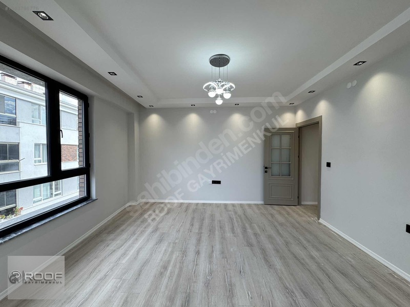 Sütlüce Mahallesinde Park Manzaralı 2+1 Daireler — fotoğraf 23