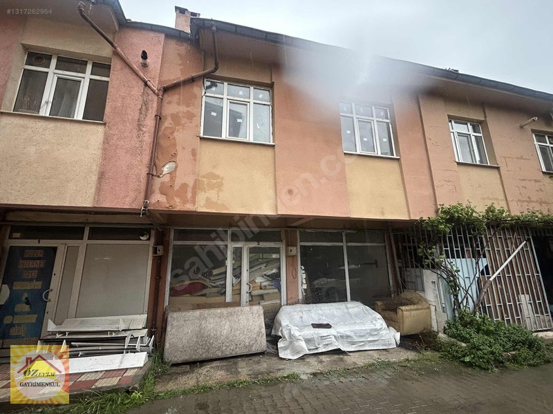 Özevimden Kuzeykent Modern Çarşıda Satılık Üç Katlı Bina
