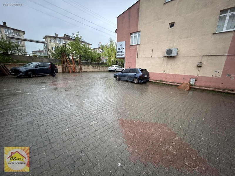 Özevimden Kuzeykent Modern Çarşıda Satılık Üç Katlı Bina — fotoğraf 3