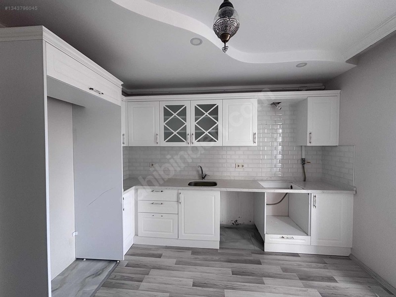 Devlet Hastahanesi Karşısı Site İçerisinde Satılık 3+1