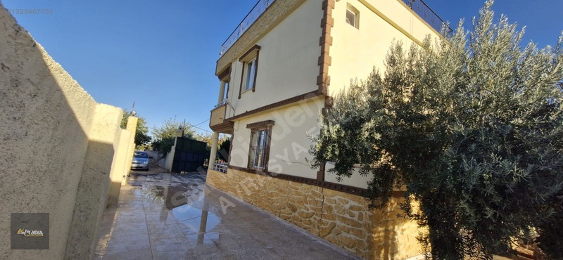 Oguzeli Gürsuda Satılık Bağ Evi Havuzlu 1750 M2 — fotoğraf 2