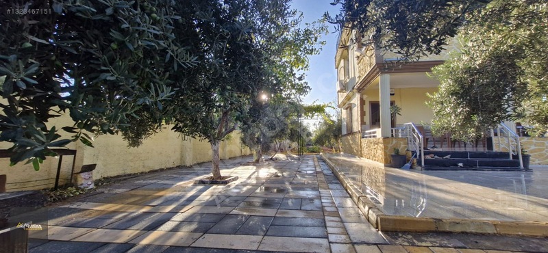 Oguzeli Gürsuda Satılık Bağ Evi Havuzlu 1750 M2 — fotoğraf 6