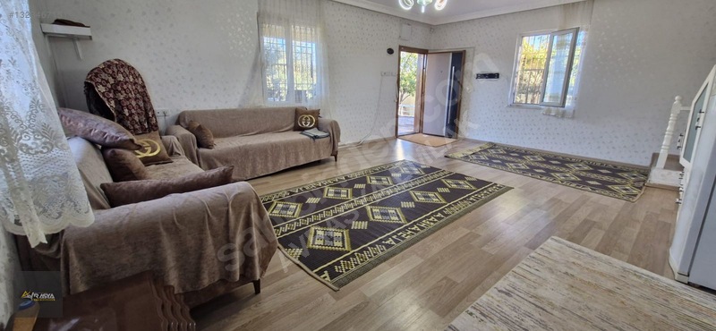 Oguzeli Gürsuda Satılık Bağ Evi Havuzlu 1750 M2 — fotoğraf 9