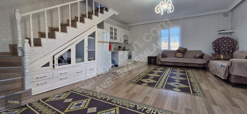 Oguzeli Gürsuda Satılık Bağ Evi Havuzlu 1750 M2 — fotoğraf 10