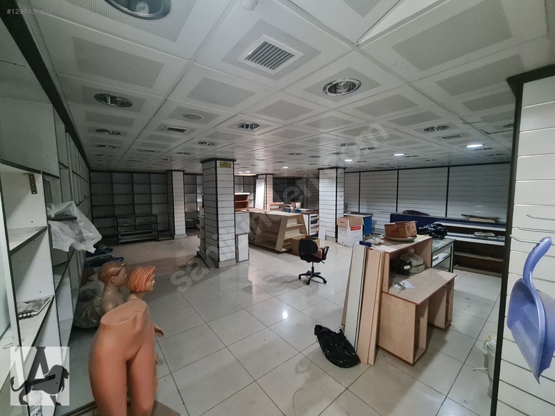 İvedik Caddesinde 380v Elektrikli Komple Bina Altı 180m2 İşyeri — fotoğraf 2