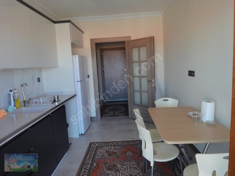 Elazığ Toki Yemişlikte Ful Sıfır Eşyasıyla Satılık 3+1 Daire — fotoğraf 3