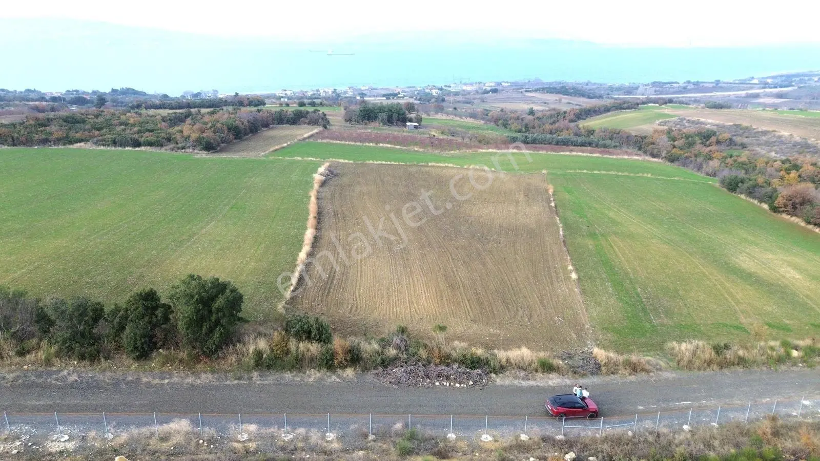 Yiğit Gayrimenkul'den Boğaz Köprüsü Manzaralı Satılık Tarla — fotoğraf 3