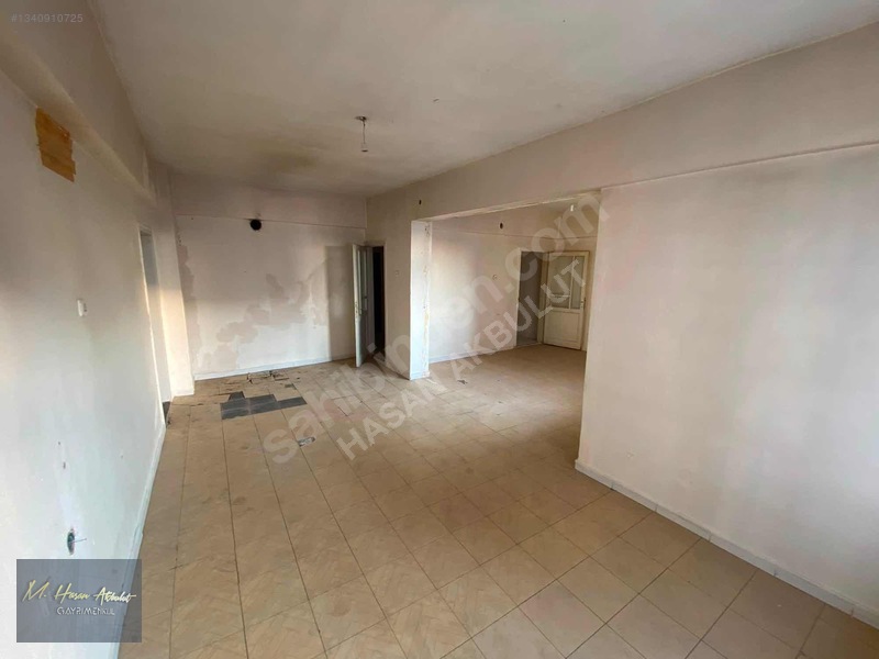 Özhan'dan Cengiz Topel Caddesin'de 2+1 Kiralık Daire