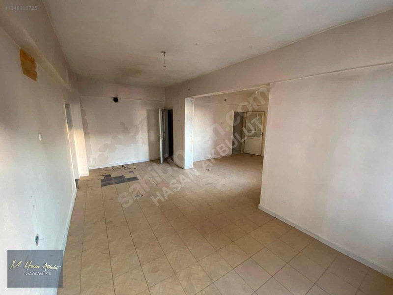 Özhan'dan Cengiz Topel Caddesin'de 2+1 Kiralık Daire — fotoğraf 2