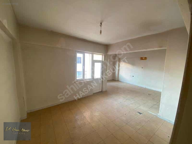 Özhan'dan Cengiz Topel Caddesin'de 2+1 Kiralık Daire — fotoğraf 3