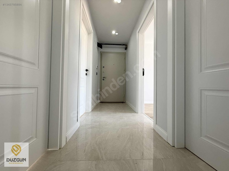 Tuzla Cad. Altı Asansörlü 85 M² Lüks 2+1 Satılık Daire — fotoğraf 15