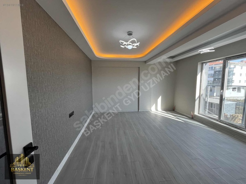 Dev Balkonlu Geniş Ve Ultra Lüks — fotoğraf 10