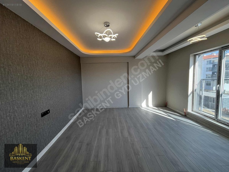 Dev Balkonlu Geniş Ve Ultra Lüks — fotoğraf 13