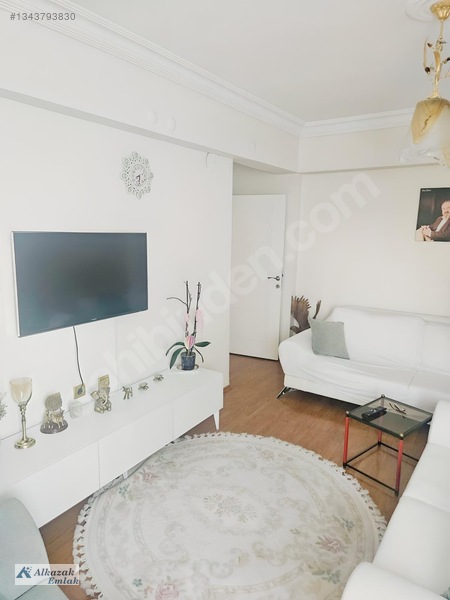 Sincan Törekent Metro Yanında 3+1 Yapılı Kiralık Daire — fotoğraf 2