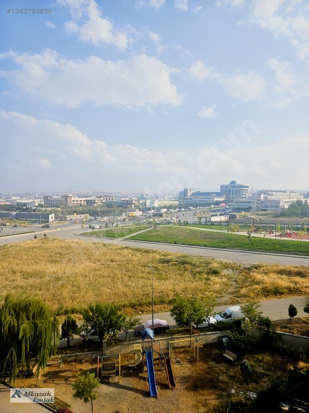 Sincan Törekent Metro Yanında 3+1 Yapılı Kiralık Daire — fotoğraf 10