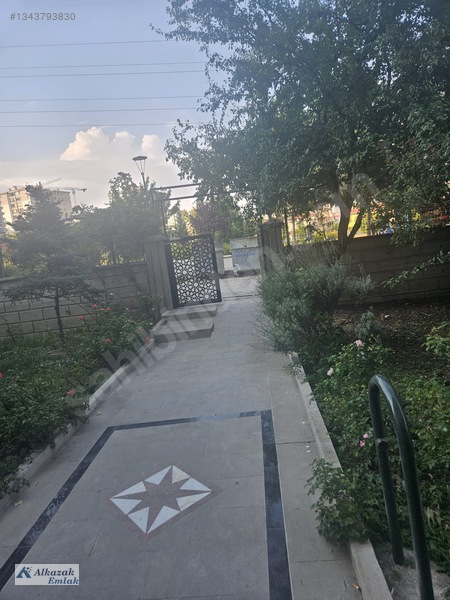 Sincan Törekent Metro Yanında 3+1 Yapılı Kiralık Daire — fotoğraf 25