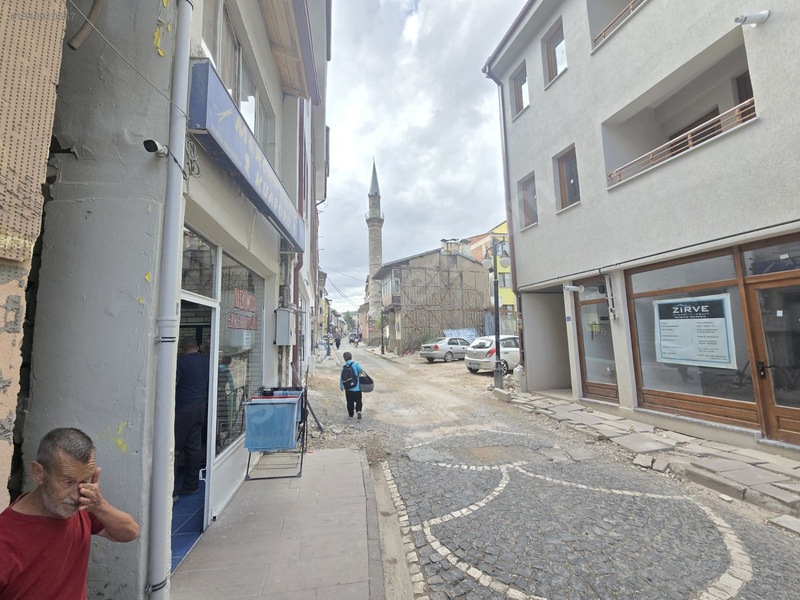 Ofis Ve Büro Kullanımı İçin Otoparklı İş Yeri — fotoğraf 2