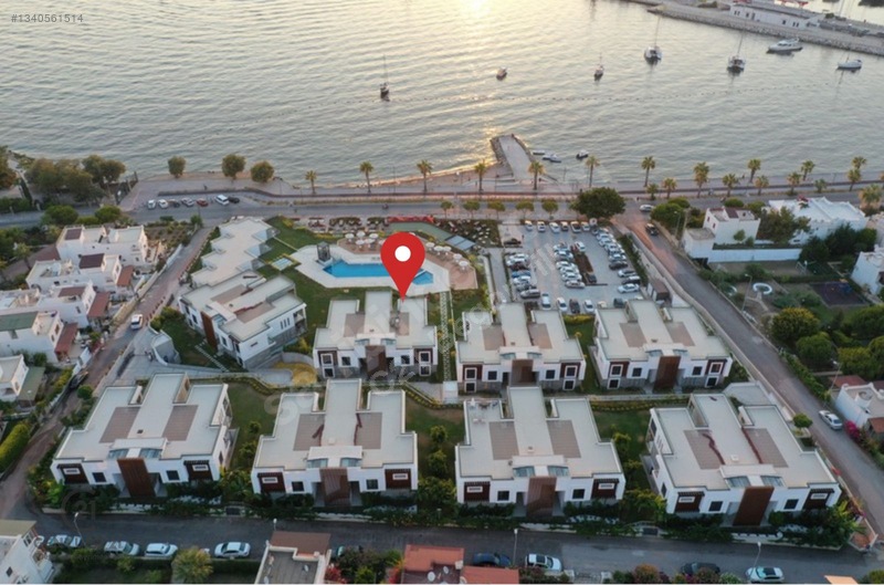 Bodrum Turgutreis Te Denize Sıfır Merkezde Kiralık Villa